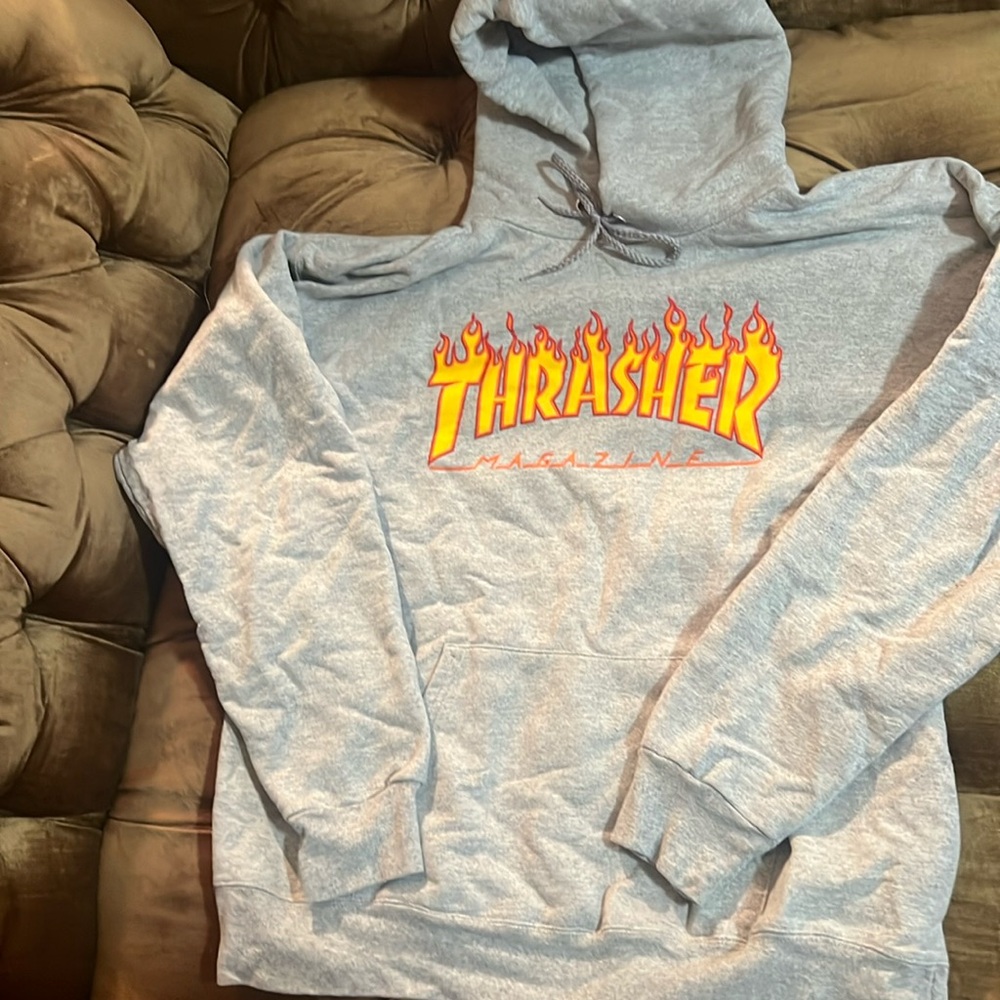 sweatshirt